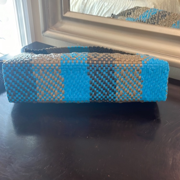 Woven clutch - Picture 4 of 9